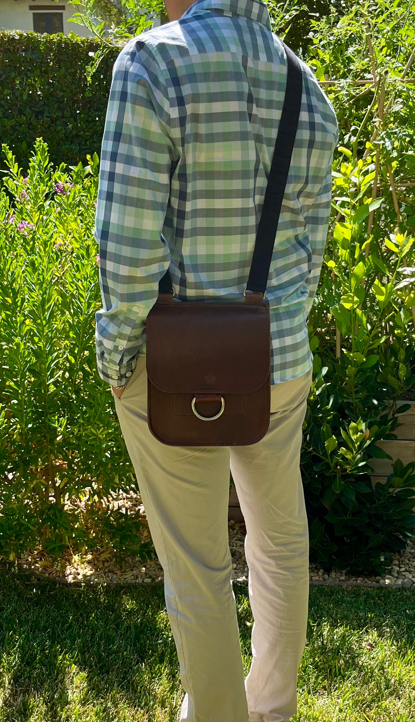 Oil Tan Messenger Bag